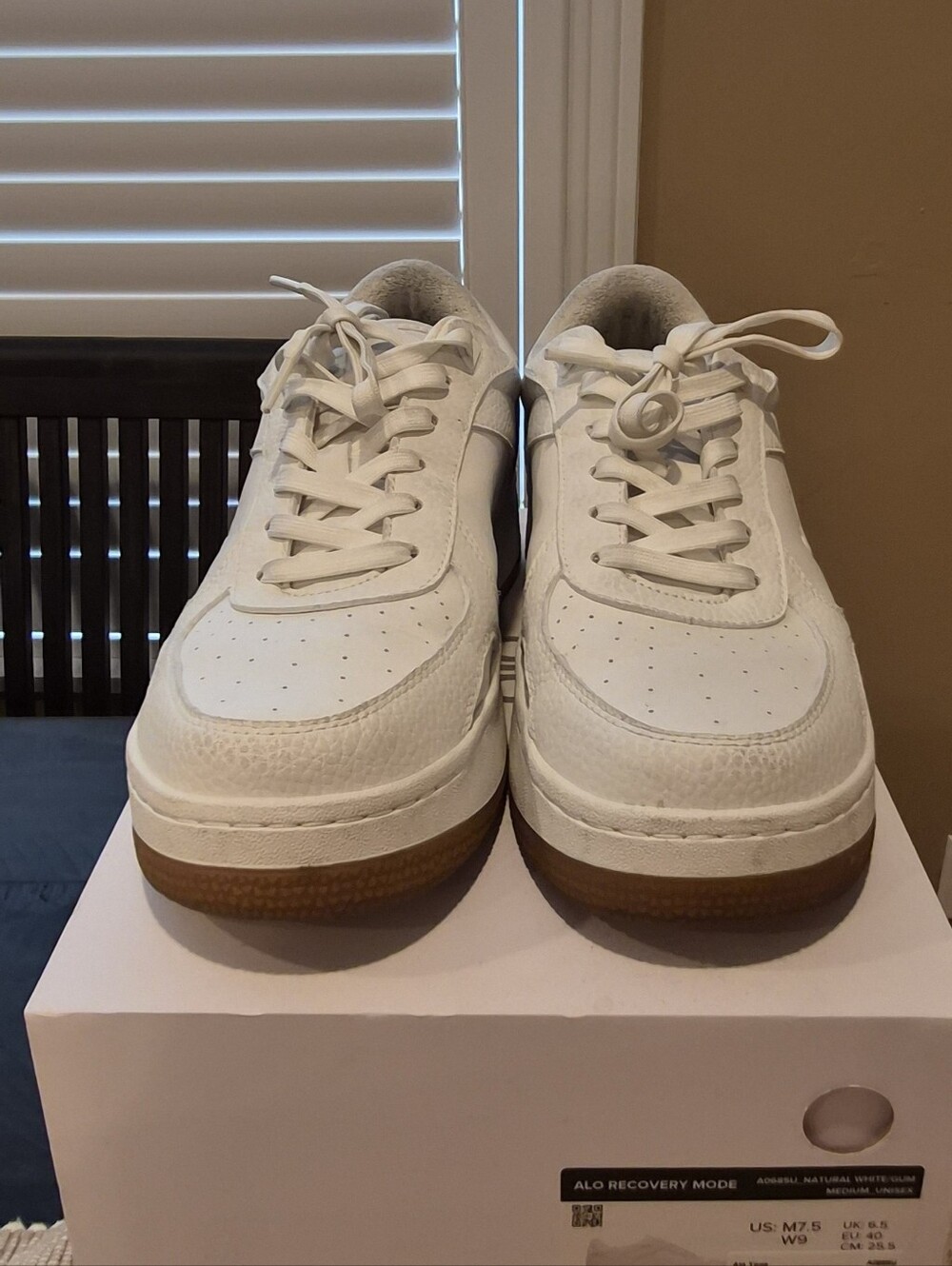 Alo Classic White Womens Casual Sneakers with Gum Sole